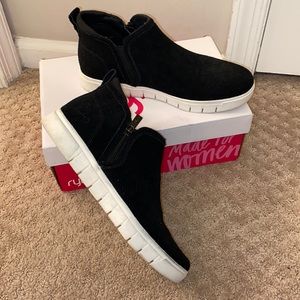 🖤Size 8.5 Ryka Hensley Black Sneaker Bootie🖤